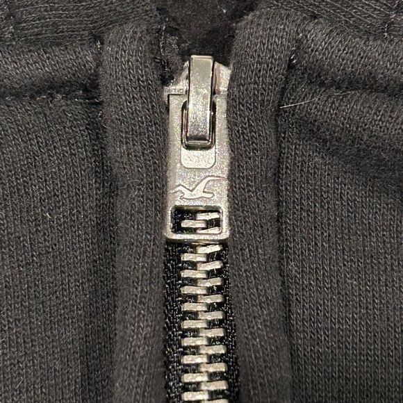 Hollister zip up sweater - Picture 6 of 7